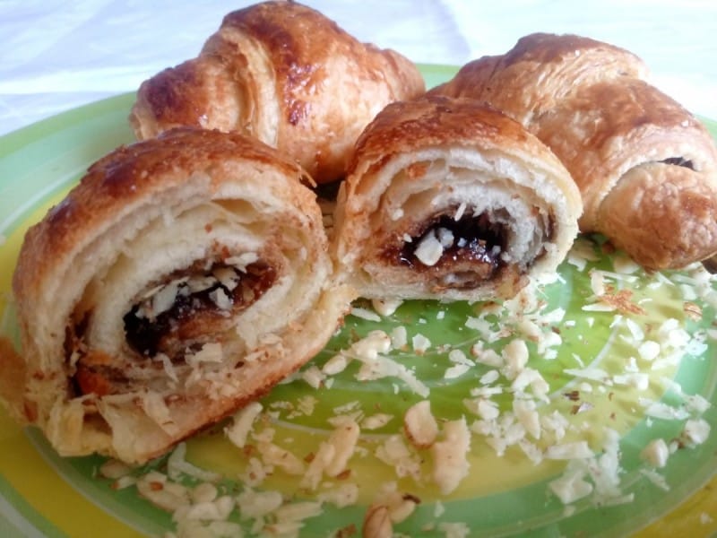 Кифлички со крем