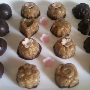 Колачиња обложени со локум