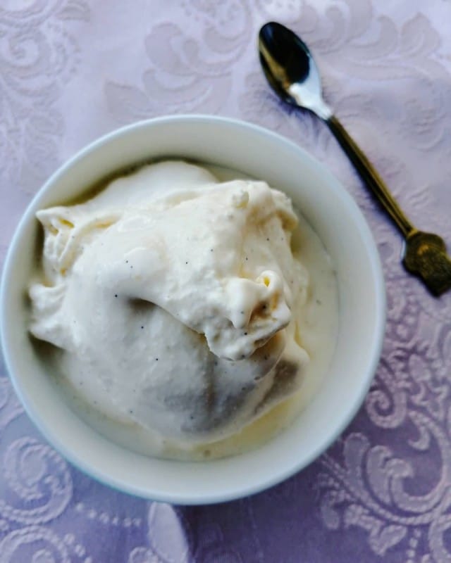Сладолед со маскарпоне и мед (без шеќер)