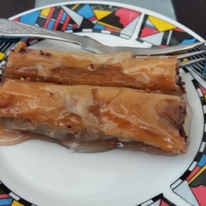 Чоколадна баклава со ореви