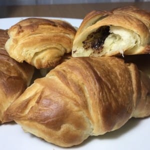 Француски кроасани со крем