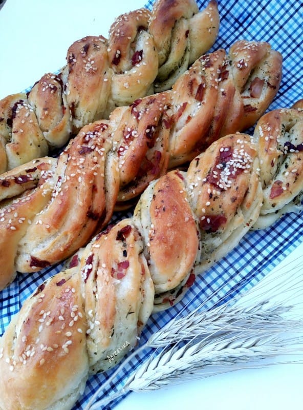 Плетенки со чадена сланина