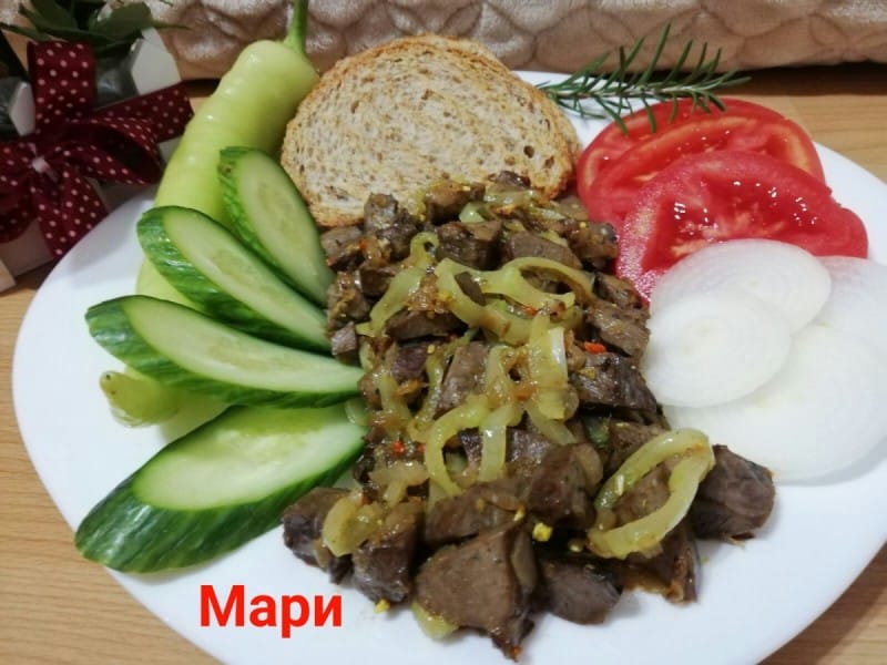 Свинско срце во зеленчук