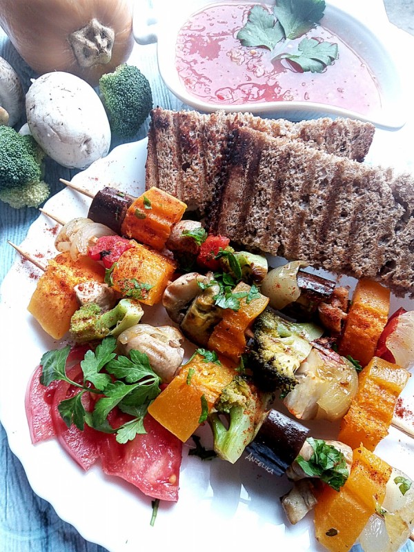 Ражниче со тиква, печурки и зеленчук (посно) 