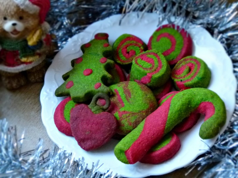 Шарени Божиќни колачиња