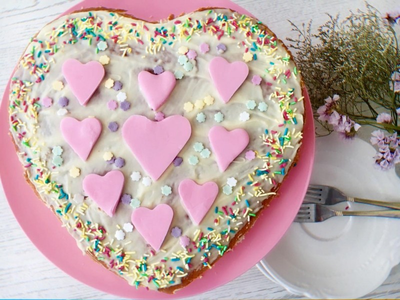 Винчини торта за вљубени (без печење)