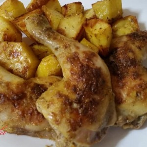 Маринирано потпечено пилешко со рузмарин и оригано