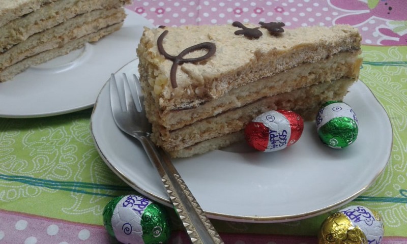 Велигденска торта со готови Винчини кори (без печење)