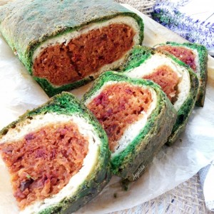 Леб лубеница со природни бои 