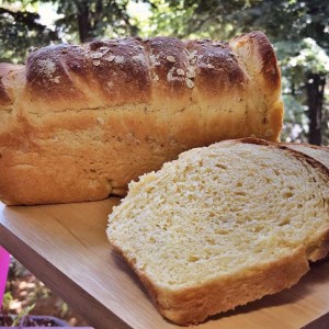 Леб од пченкарно и пченично брашно