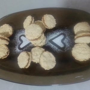 Падобранци (со бисквити и кокос)