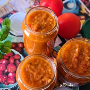 Домашен сос ос домати и пиперки