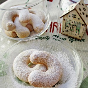 Божиќни ванила колачиња - потковици